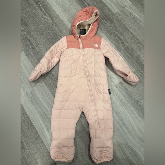 The North Face Light Pink Thermal Infant Snowsuit - Picture 1 of 1